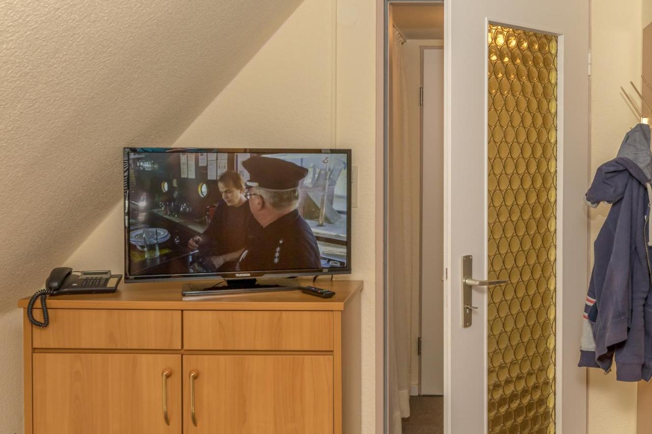 Utesch'S Ferienwohnungen Neuharlingersiel Luaran gambar
